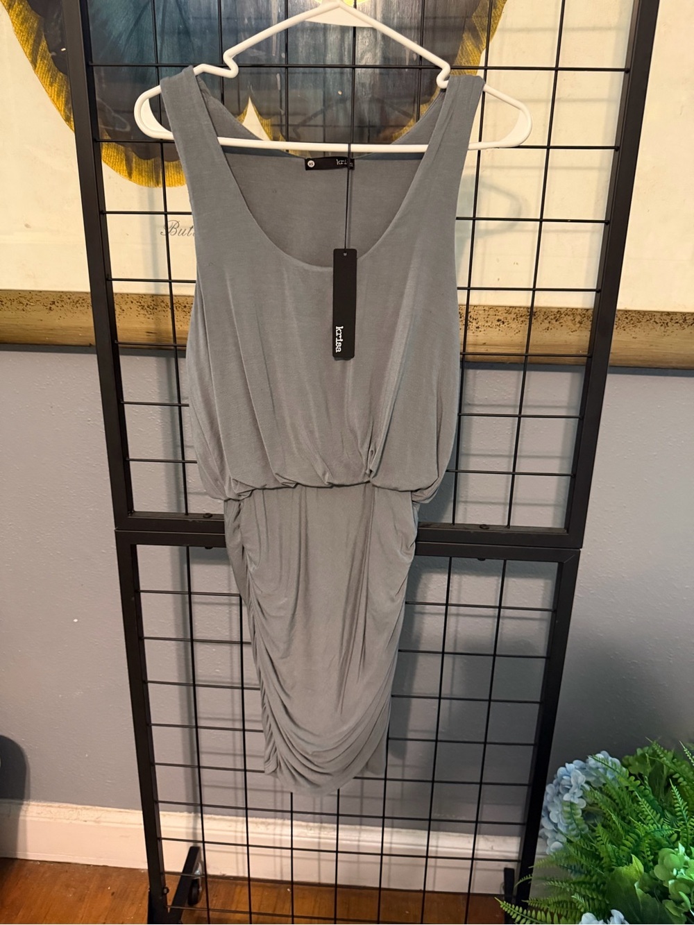 Krisa greenish Sleeveless Draped Mini Dress tshirt lined. Soft